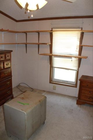 124 New Hope Road, Elsberry, MO 63343
