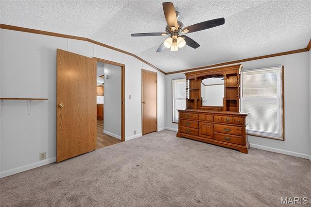 124 New Hope Road, Elsberry, MO 63343