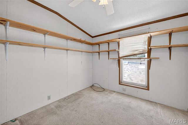 124 New Hope Road, Elsberry, MO 63343