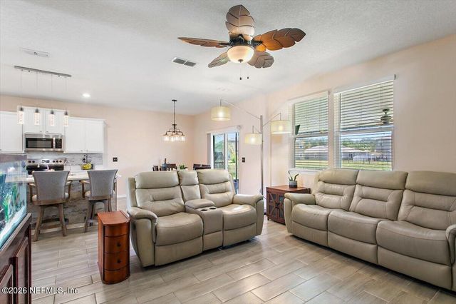 3512 GUPPY Court, Jacksonville, FL 32226