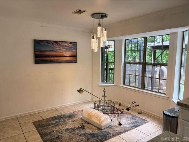 2207 Westport Loop, Little Rock, AR 72212