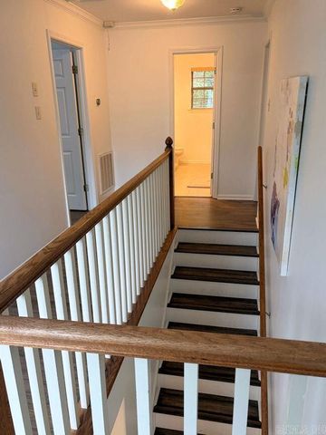 2207 Westport Loop, Little Rock, AR 72212