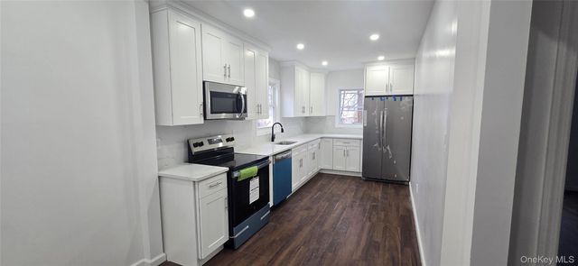 452 S 1st Avenue, Mount Vernon, NY 10550