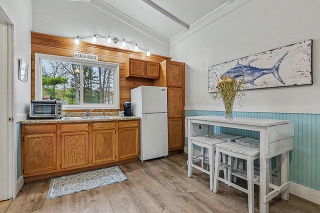 13945 Sunset Shores Drive Ne, Nelson Twp, MI 49319