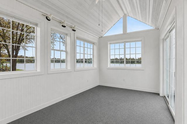 13945 Sunset Shores Drive Ne, Nelson Twp, MI 49319