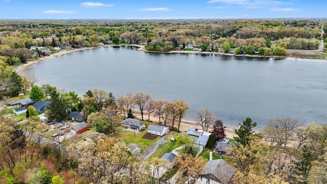 13945 Sunset Shores Drive Ne, Nelson Twp, MI 49319