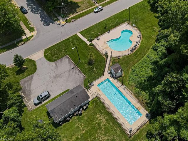 1829 Villa Drive, Greensboro, NC 27403