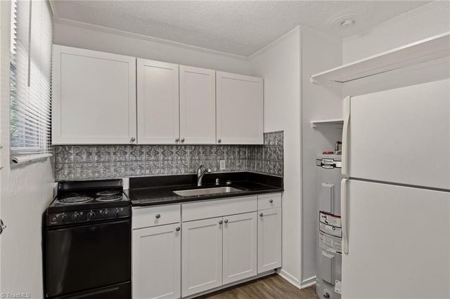 1829 Villa Drive, Greensboro, NC 27403