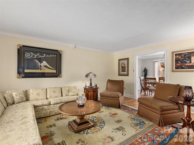 142 Twin Lakes Drive, Candler, NC 28715