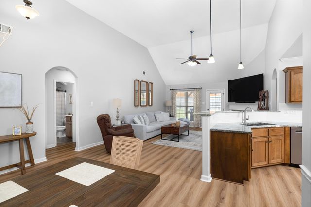 5379 SCARLET RIDGE DR, Arlington, TN 38002