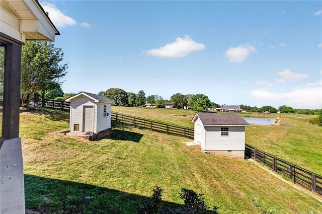 3715 Ridge Road, Buford, GA 30519