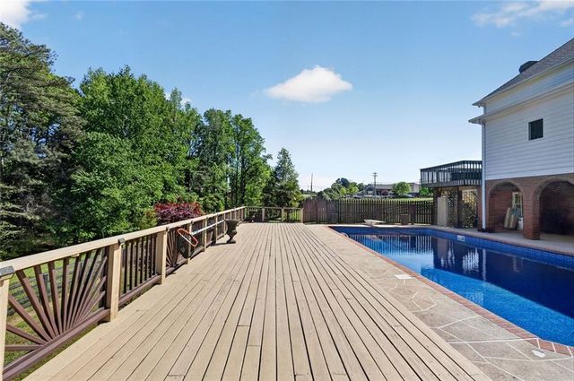 3715 Ridge Road, Buford, GA 30519