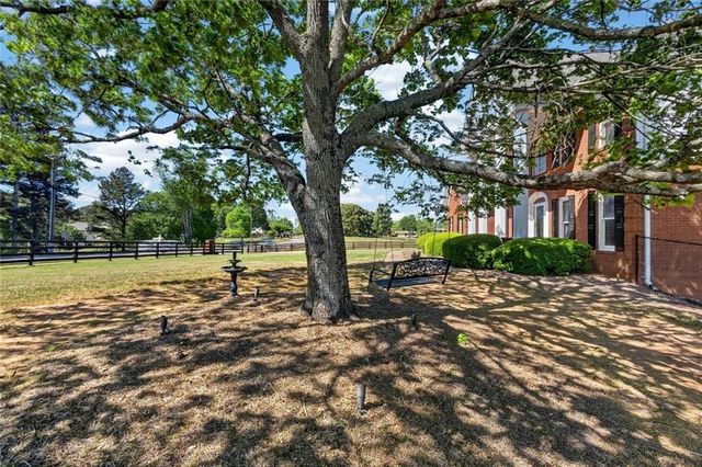 3715 Ridge Road, Buford, GA 30519