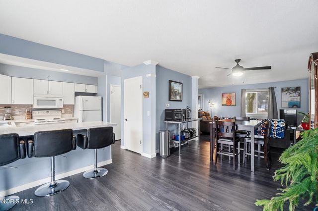 357 Wrexham Lane, 101, Maumee, OH 43537