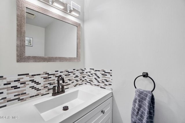 357 Wrexham Lane, 101, Maumee, OH 43537