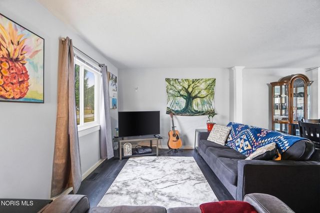 357 Wrexham Lane, 101, Maumee, OH 43537