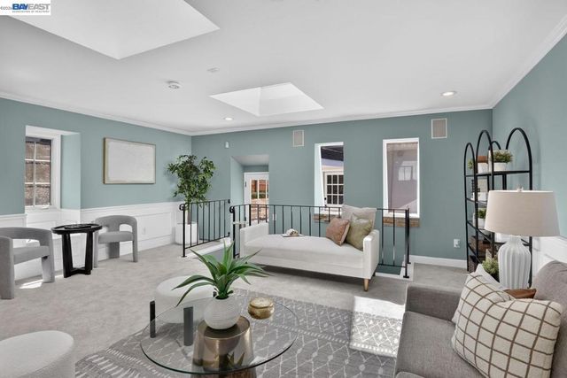 4571 Ewing Rd, Castro Valley, CA 94546