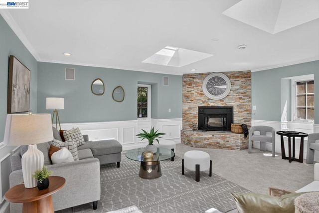4571 Ewing Rd, Castro Valley, CA 94546