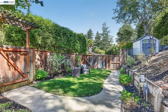 4571 Ewing Rd, Castro Valley, CA 94546