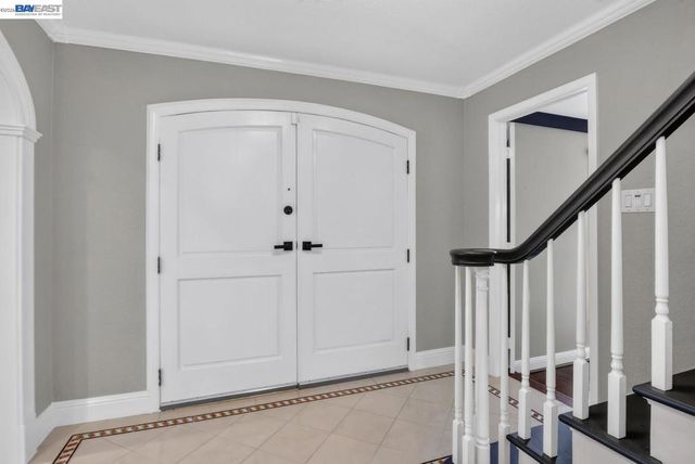 4571 Ewing Rd, Castro Valley, CA 94546