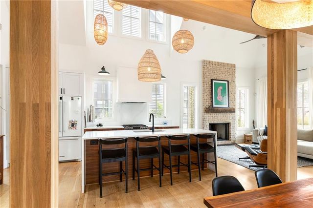 11297 Serenbe Lane, Chattahoochee Hills, GA 30268