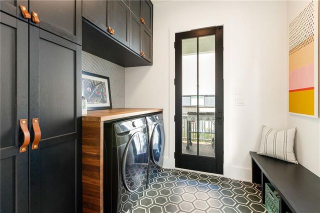 11297 Serenbe Lane, Chattahoochee Hills, GA 30268