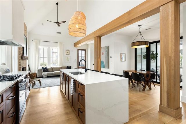 11297 Serenbe Lane, Chattahoochee Hills, GA 30268