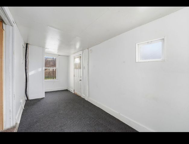 7923 S Carpenter Street, Chicago, IL 60620