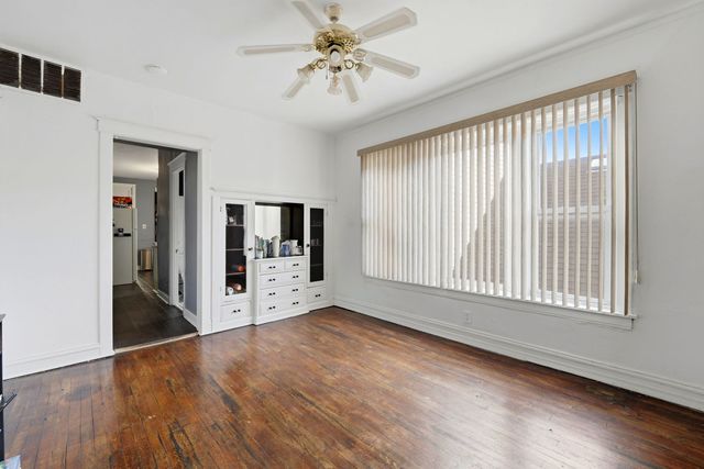 7923 S Carpenter Street, Chicago, IL 60620