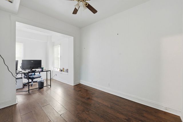 7923 S Carpenter Street, Chicago, IL 60620