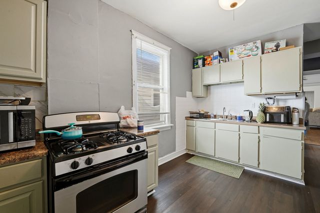 7923 S Carpenter Street, Chicago, IL 60620