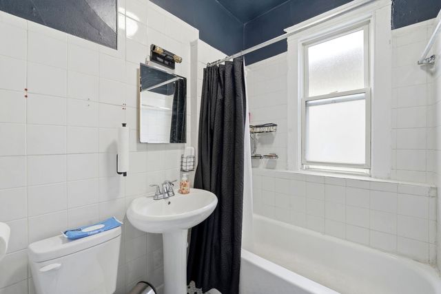 7923 S Carpenter Street, Chicago, IL 60620