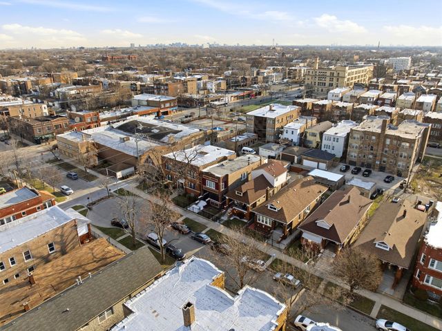 7923 S Carpenter Street, Chicago, IL 60620