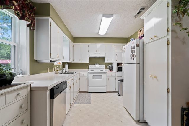 701 E Sumac Street, Rogers, AR 72756
