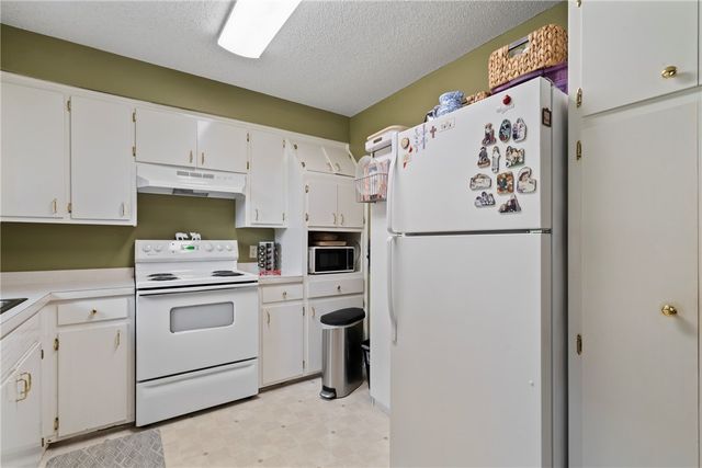 701 E Sumac Street, Rogers, AR 72756