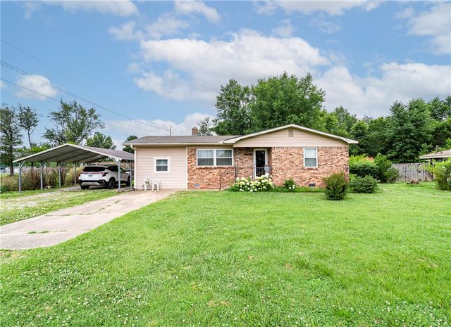 701 E Sumac Street, Rogers, AR 72756