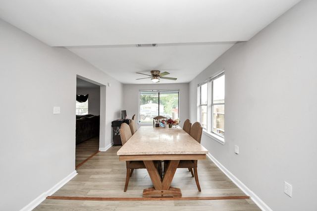 10118 Norvic Street, Houston, TX 77029