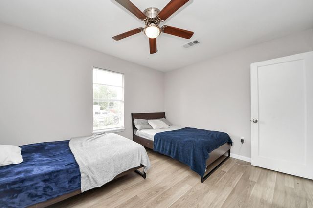 10118 Norvic Street, Houston, TX 77029