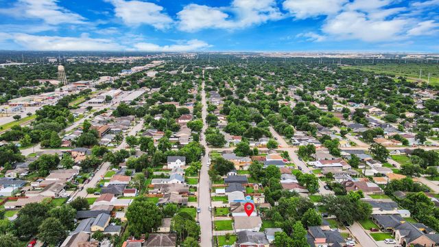 10118 Norvic Street, Houston, TX 77029