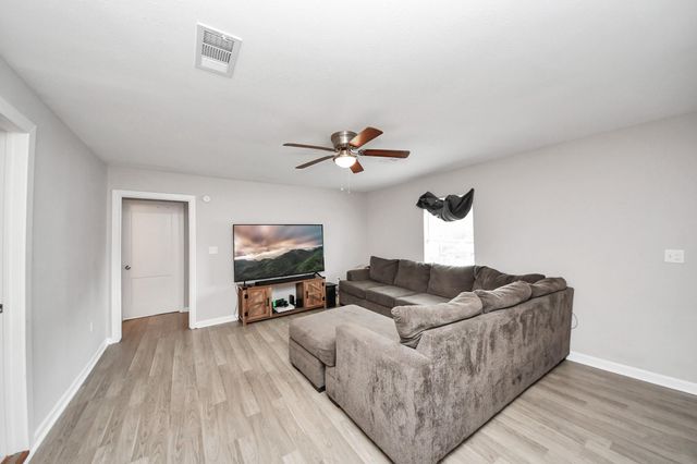 10118 Norvic Street, Houston, TX 77029