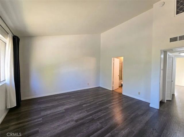 9525 Sylmar Avenue 2, Panorama City, CA 91402