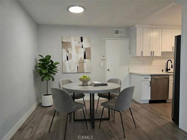 9525 Sylmar Avenue 2, Panorama City, CA 91402