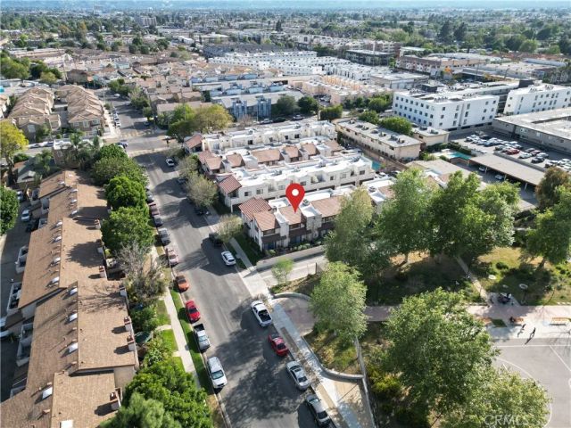9525 Sylmar Avenue 2, Panorama City, CA 91402
