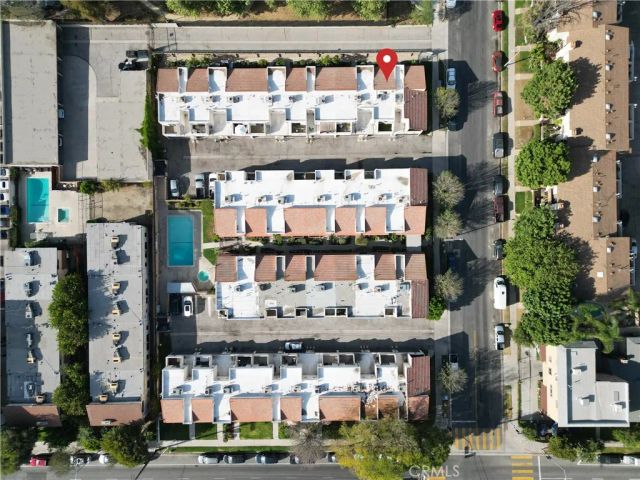 9525 Sylmar Avenue 2, Panorama City, CA 91402