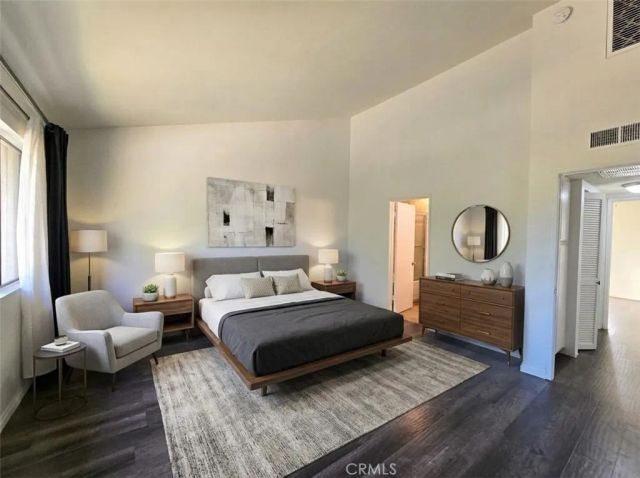 9525 Sylmar Avenue 2, Panorama City, CA 91402