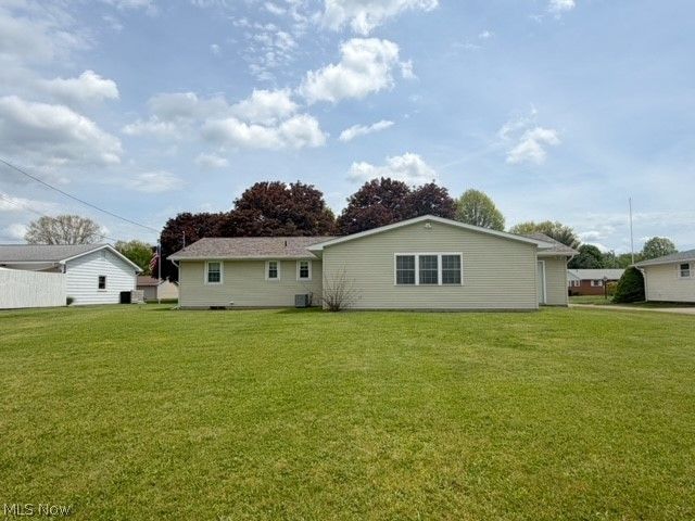1172 2nd Street SW, New Philadelphia, OH 44663