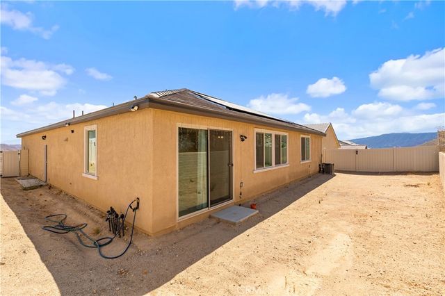 4061 Hudson, Lake Elsinore, CA 92530