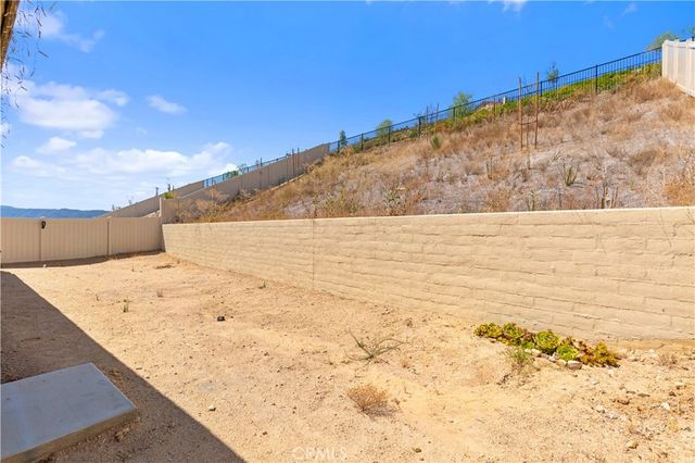 4061 Hudson, Lake Elsinore, CA 92530