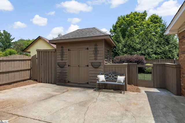 4 Brynhurst Court, Greenville, SC 29615