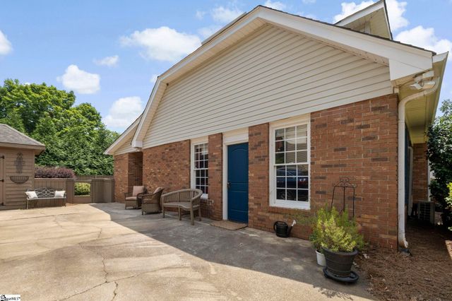 4 Brynhurst Court, Greenville, SC 29615
